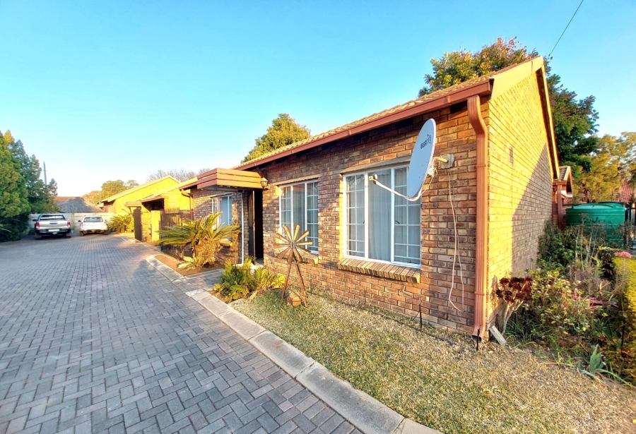 2 Bedroom Property for Sale in Brits North West